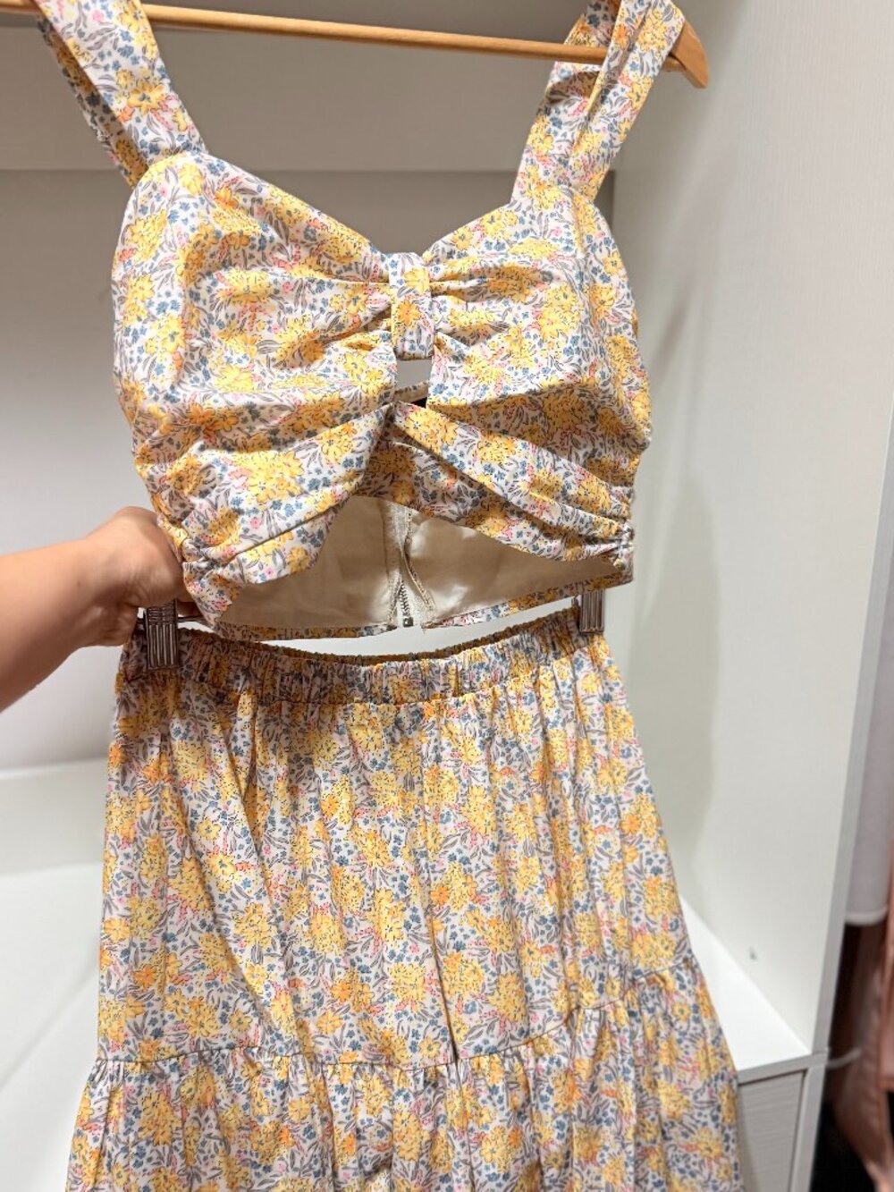 Lulus Yellow Floral Two-Piece Crop Top & Tiered Skirt Set- XS